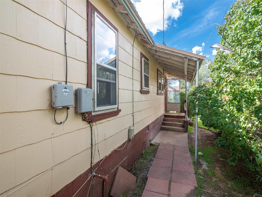 318 N Linden Street Property Photo 19