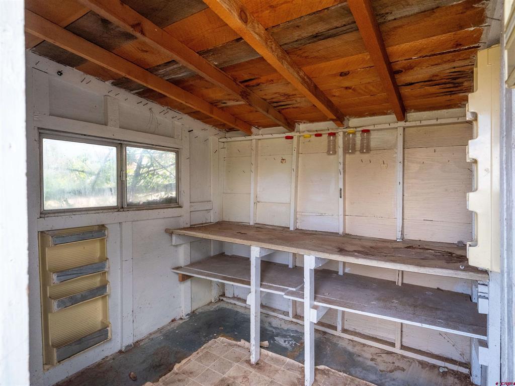 318 N Linden Street Property Photo 22