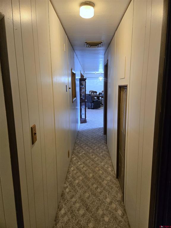 445 N Pine Street Property Photo 16