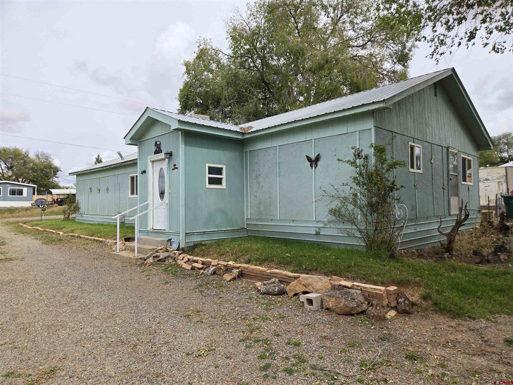 445 N Pine Street Property Photo 21