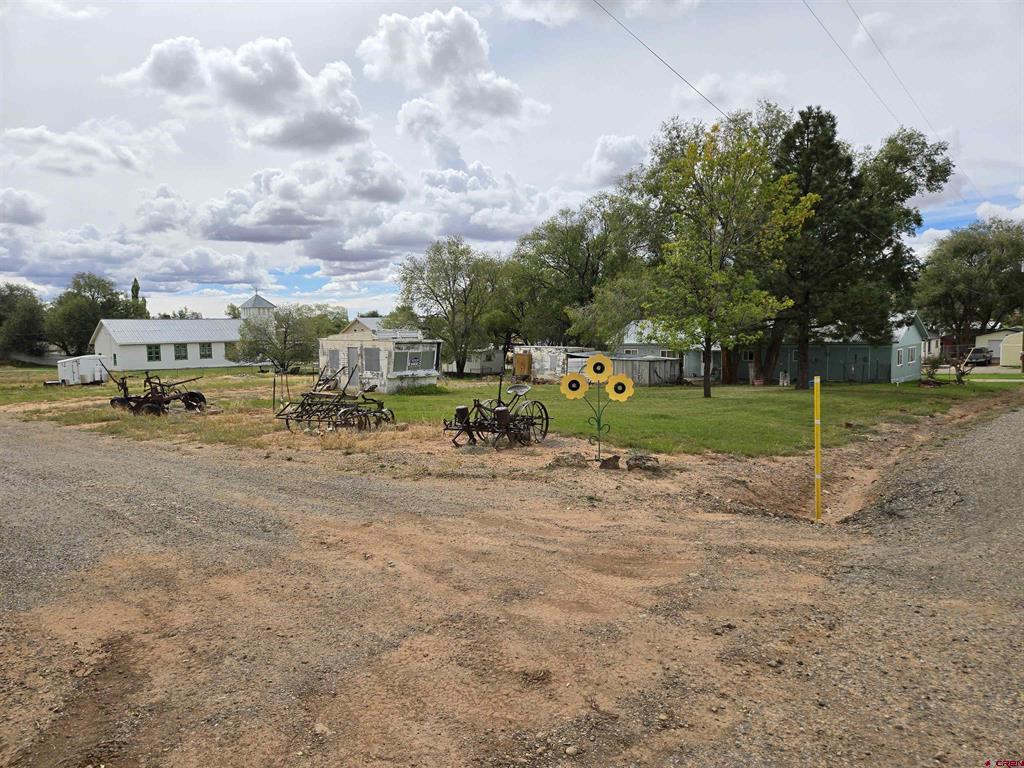445 N Pine Street Property Photo 25