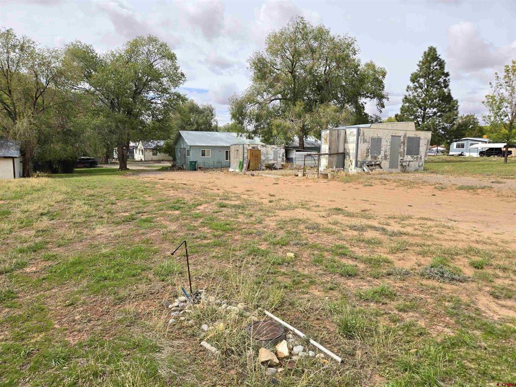 445 N Pine Street Property Photo 28