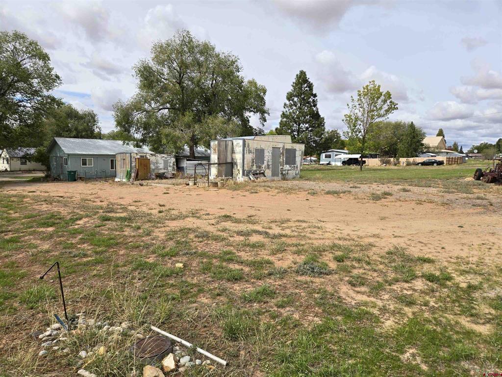 445 N Pine Street Property Photo 29