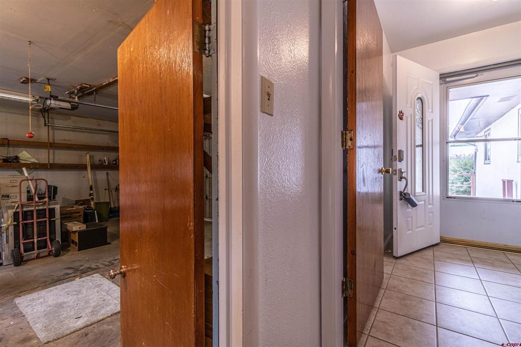 437 Parkland Drive Property Photo 4