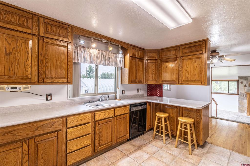 437 Parkland Drive Property Photo 18