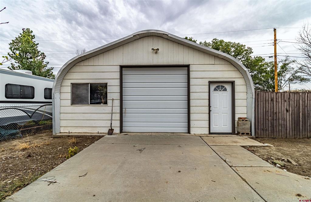 437 Parkland Drive Property Photo 45