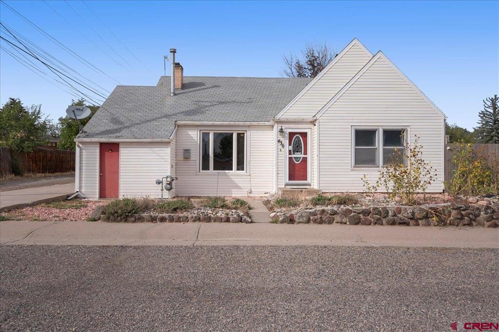 430 Nw Aspen Property Photo 1