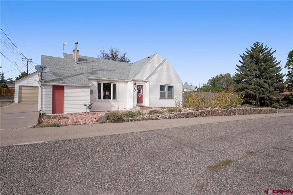 430 Nw Aspen Property Photo 27