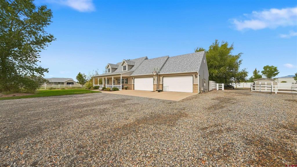 2260 Paintbrush Court Property Photo 4