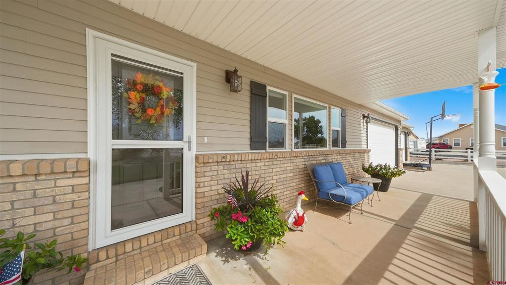 2260 Paintbrush Court Property Photo 5