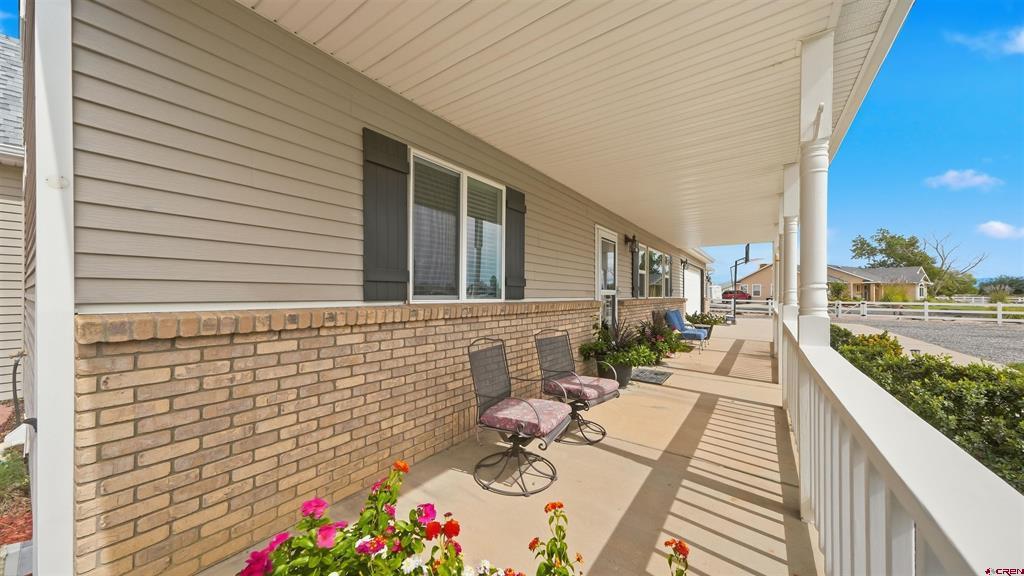 2260 Paintbrush Court Property Photo 6