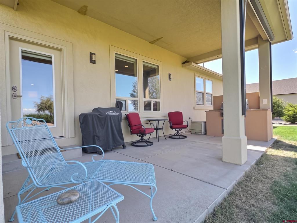 8705 Saddle Ridge Road Property Photo 8
