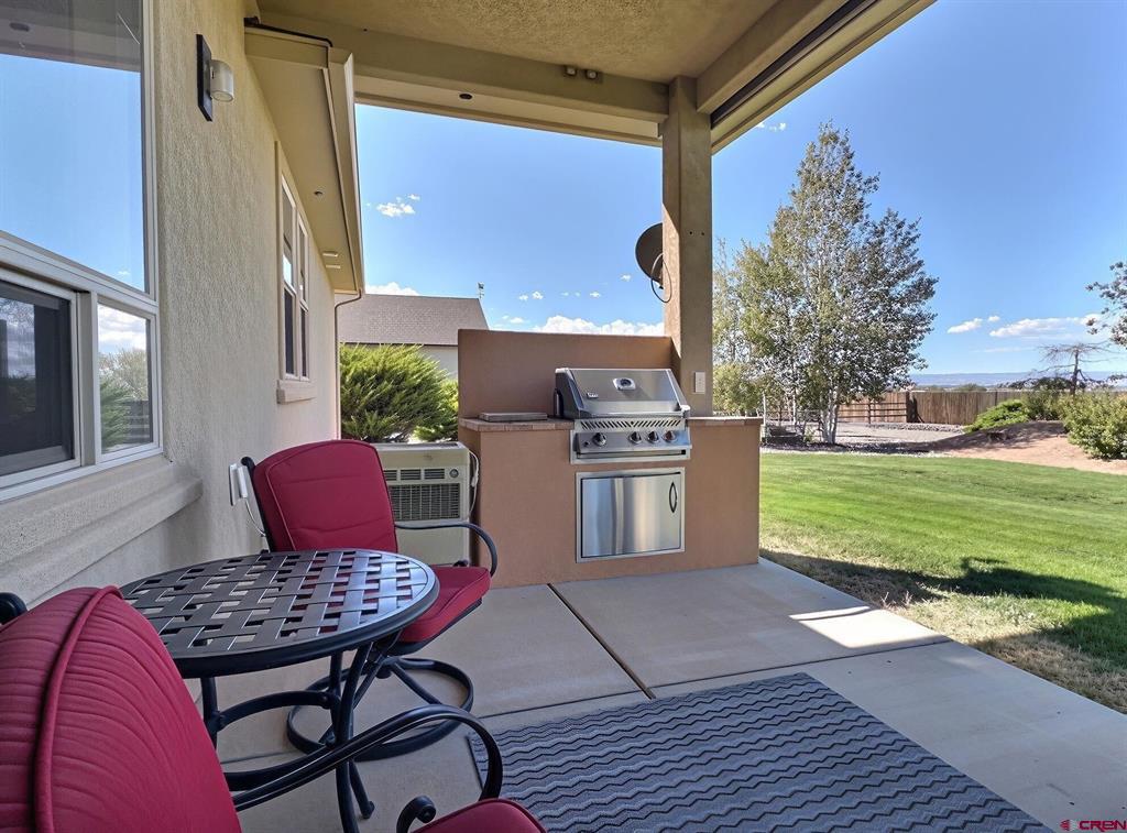 8705 Saddle Ridge Road Property Photo 9