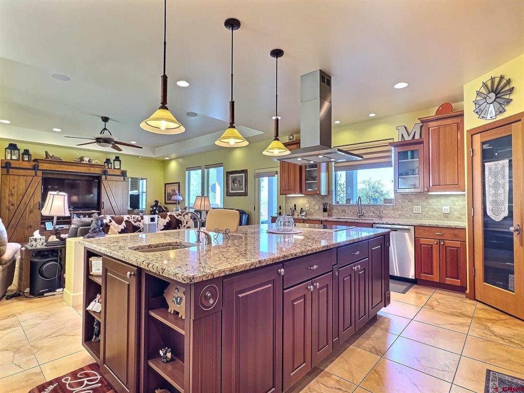 8705 Saddle Ridge Road Property Photo 16