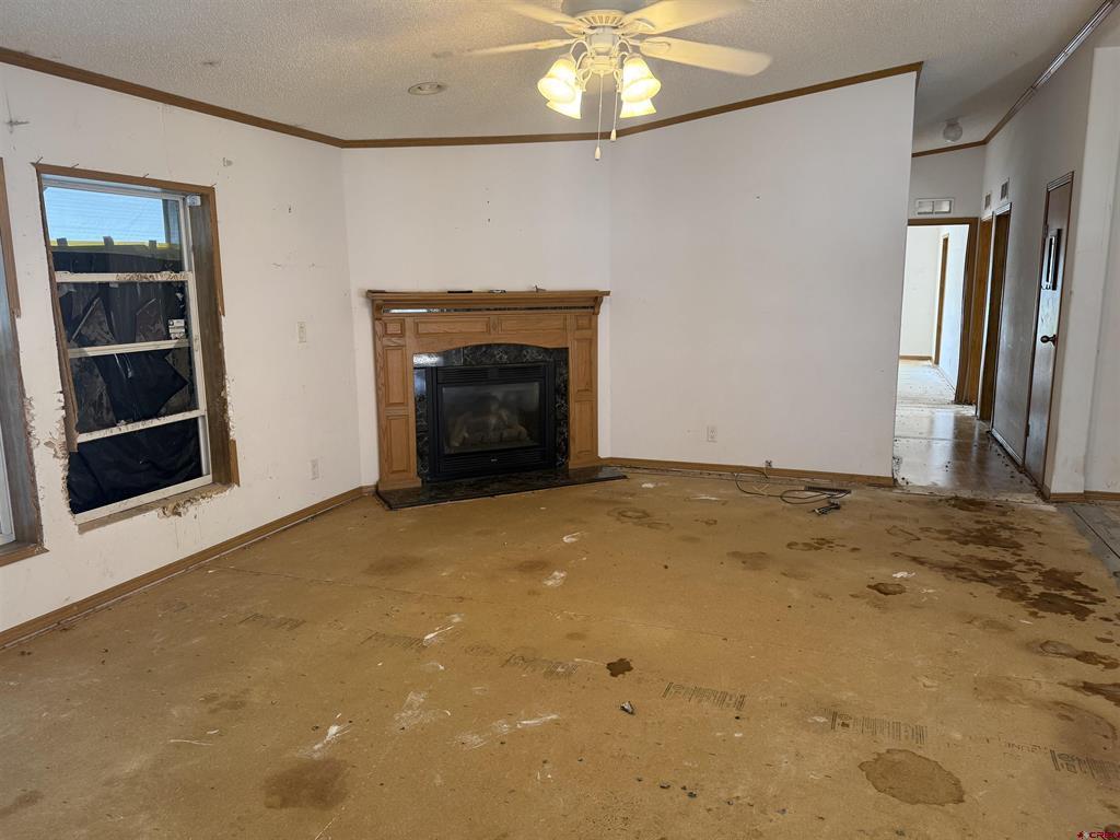 107 E Sunset Drive Property Photo 2