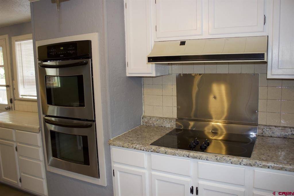 320 S 6th Street Property Photo 6