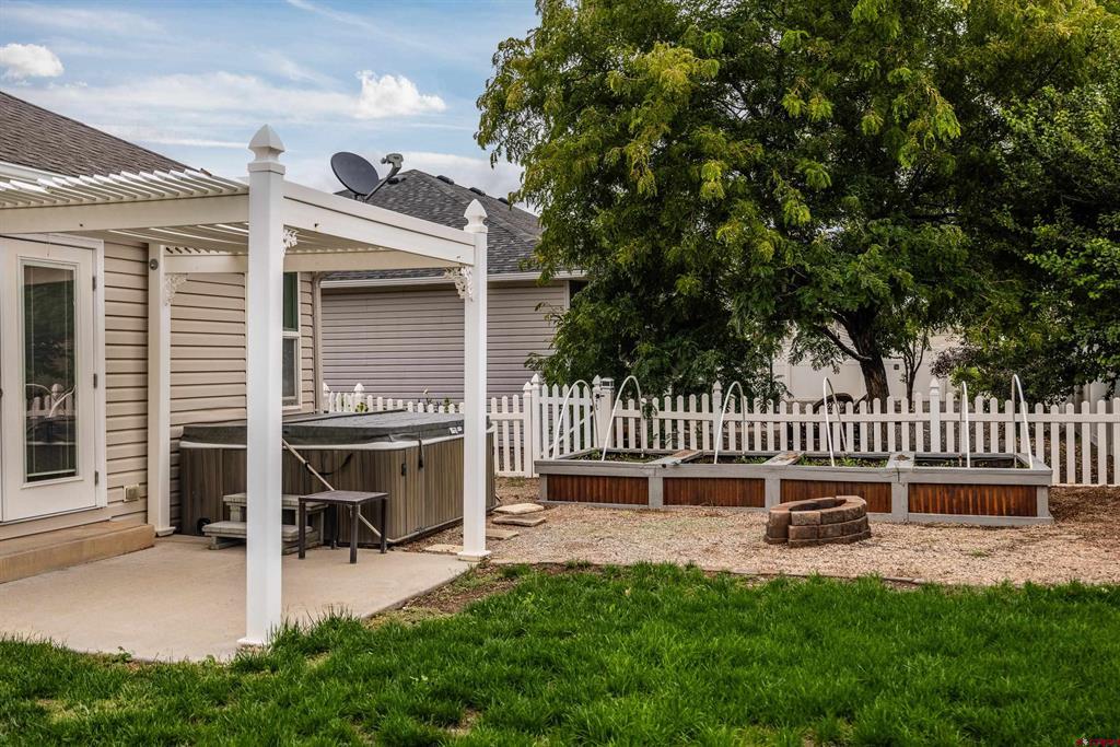 2401 Glen View Drive Property Photo 41