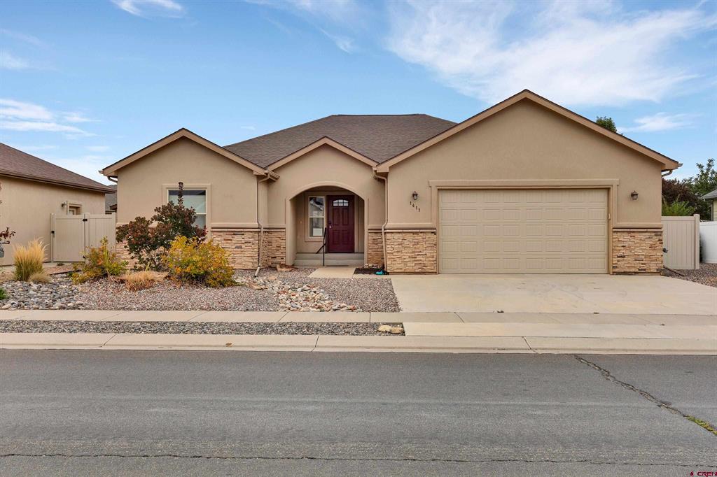 1411 Blue Lake Drive Property Photo 1