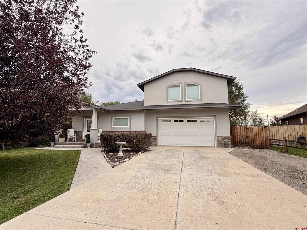 1689 6429 Circle Property Photo 2