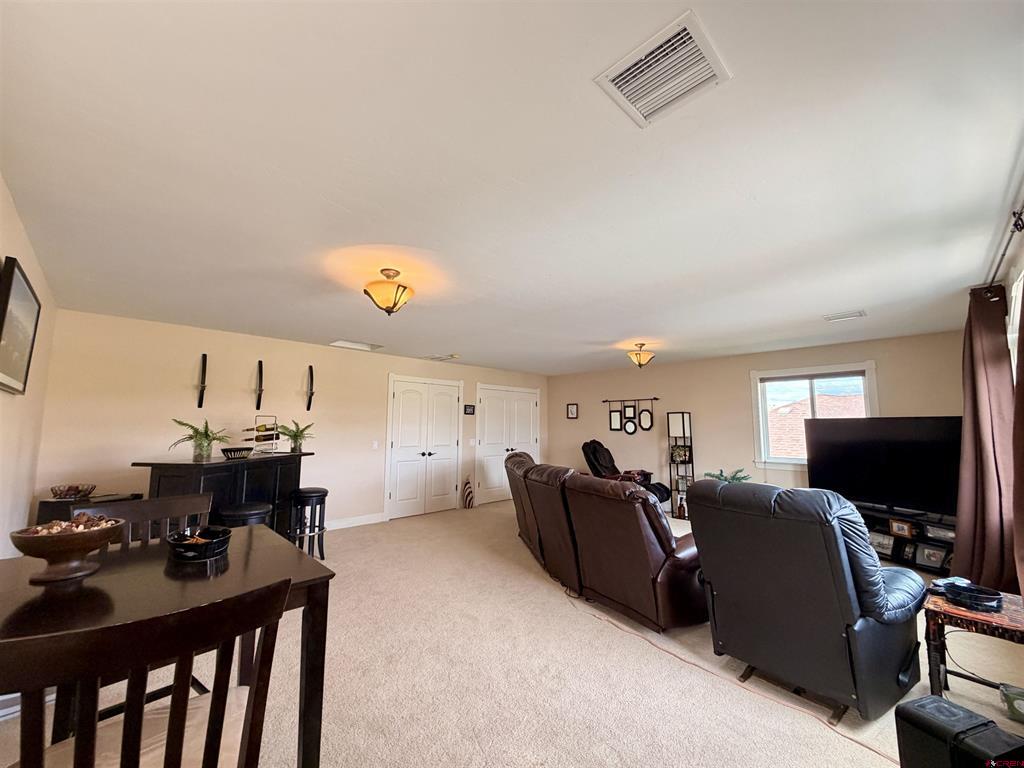 1689 6429 Circle Property Photo 25