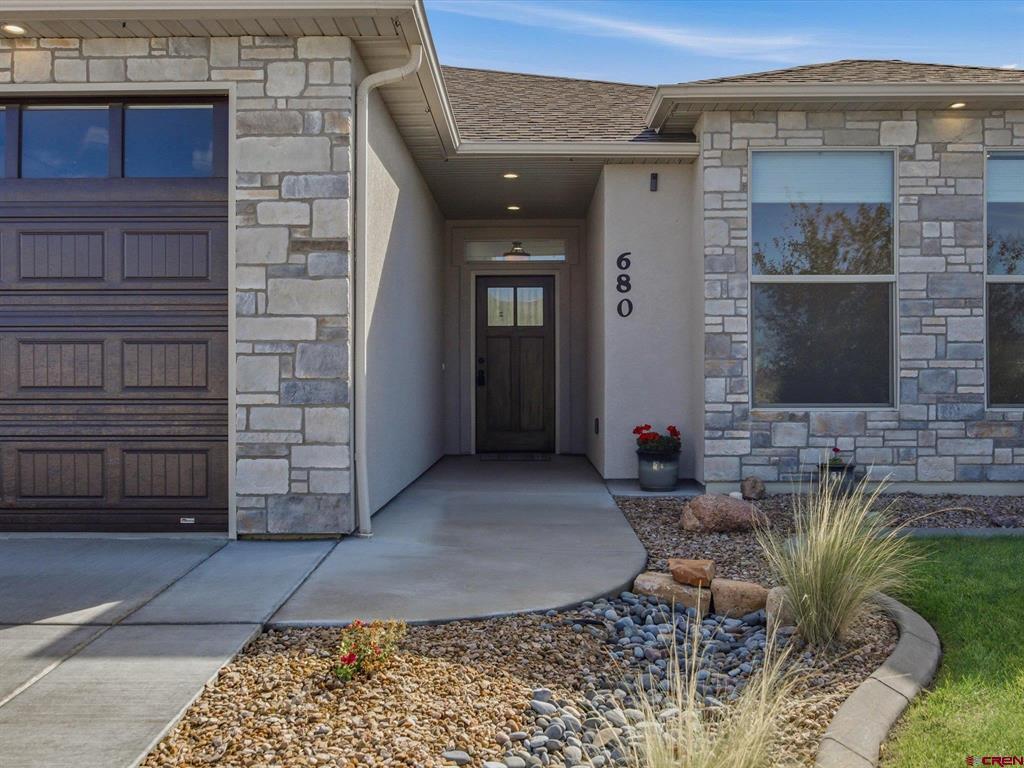 680 Arran Way Property Photo 1