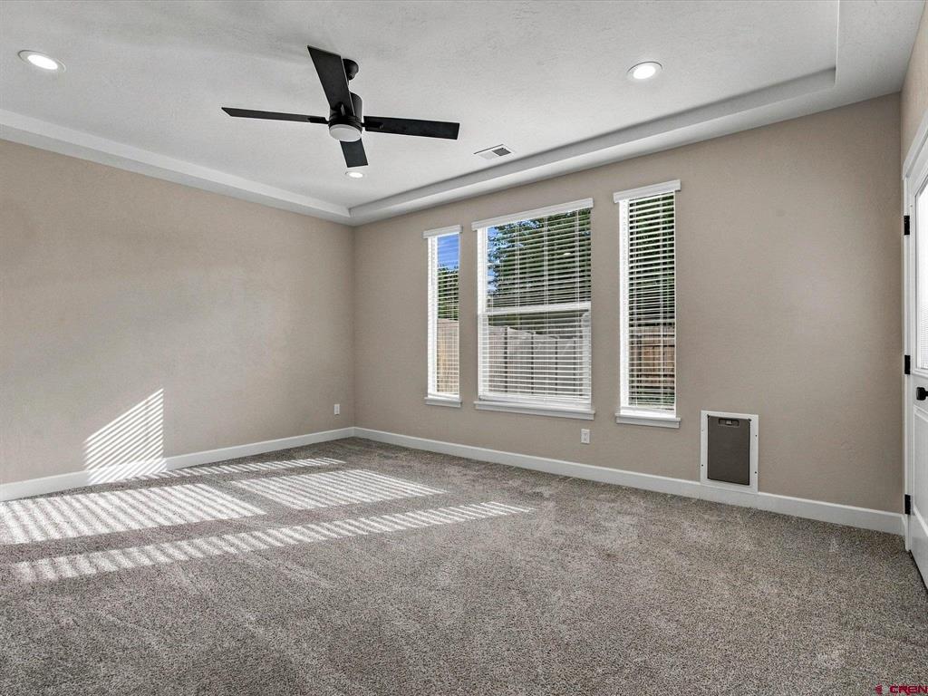 680 Arran Way Property Photo 12
