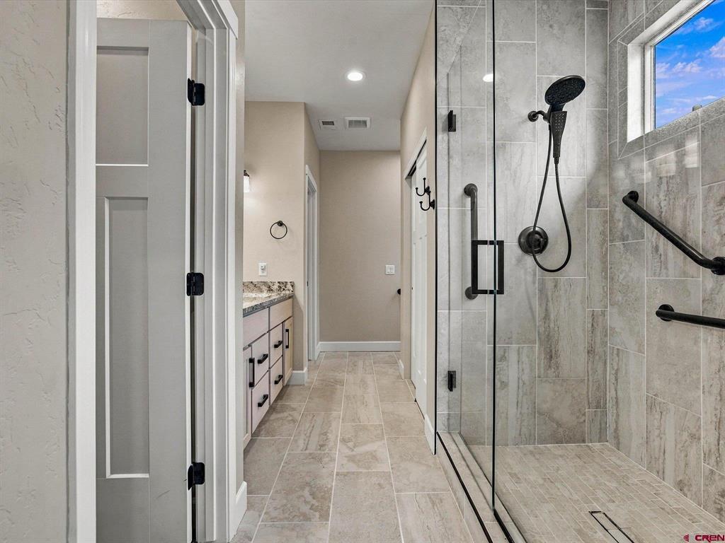 680 Arran Way Property Photo 17
