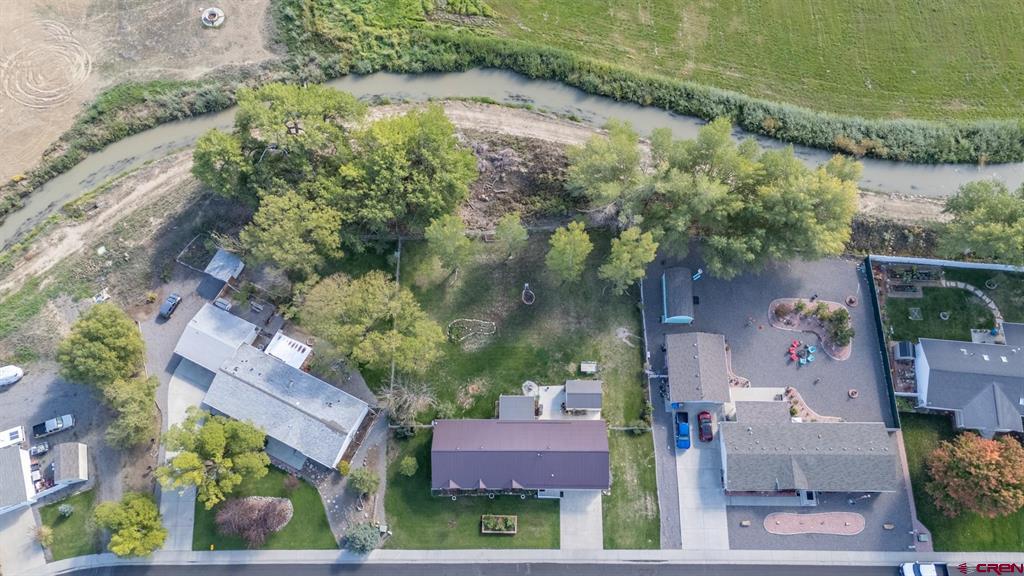 501 Silver Drive Property Photo 36