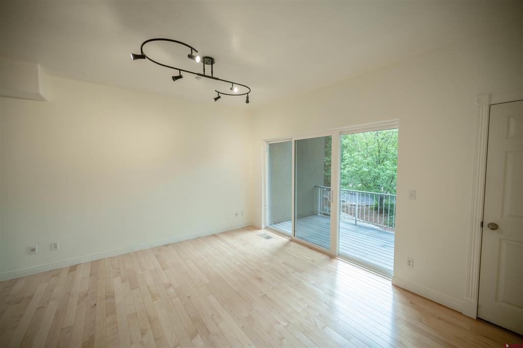 1140 Carbon Junction Property Photo 4