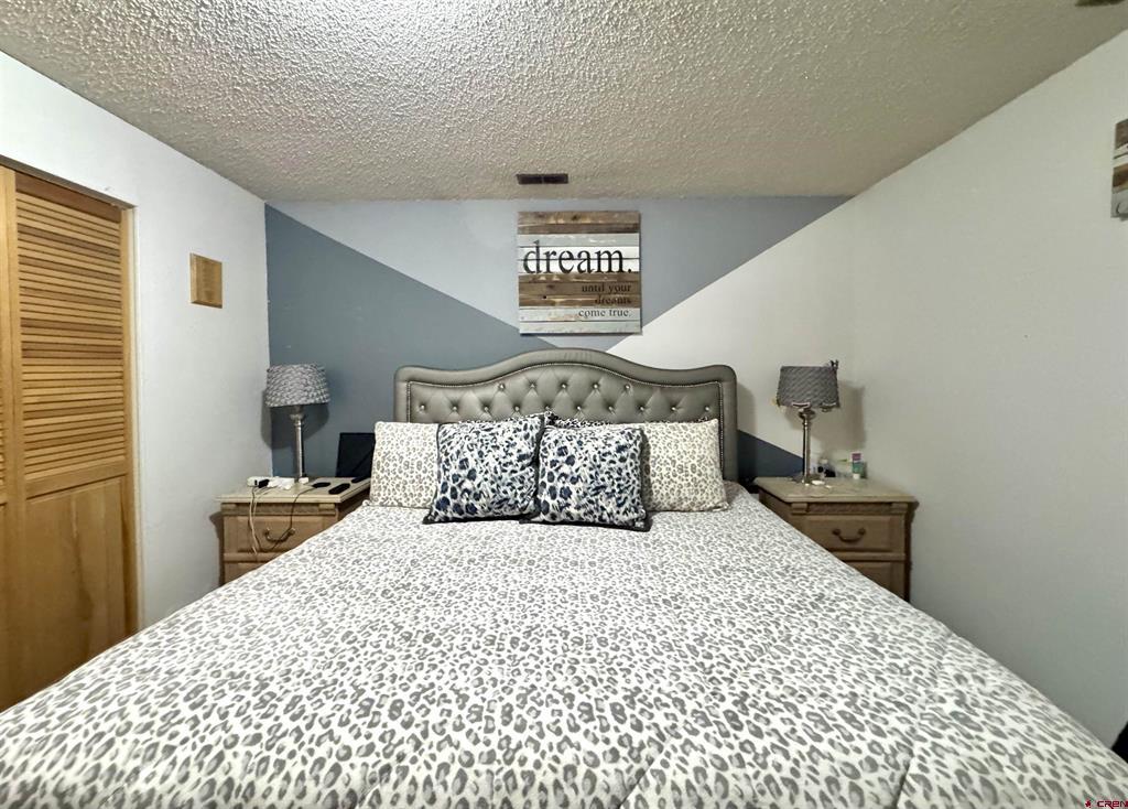 598 Pine Street Property Photo 16