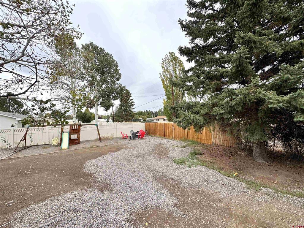598 Pine Street Property Photo 39