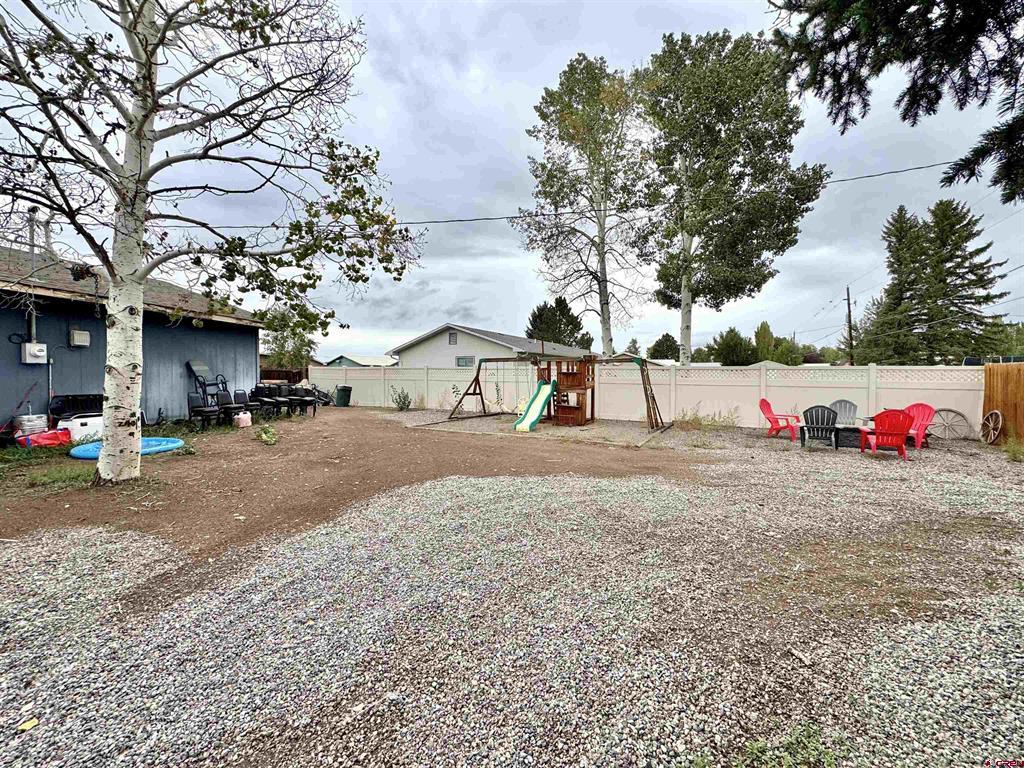 598 Pine Street Property Photo 41