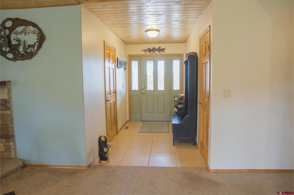 152 Saturn Drive Property Photo 5