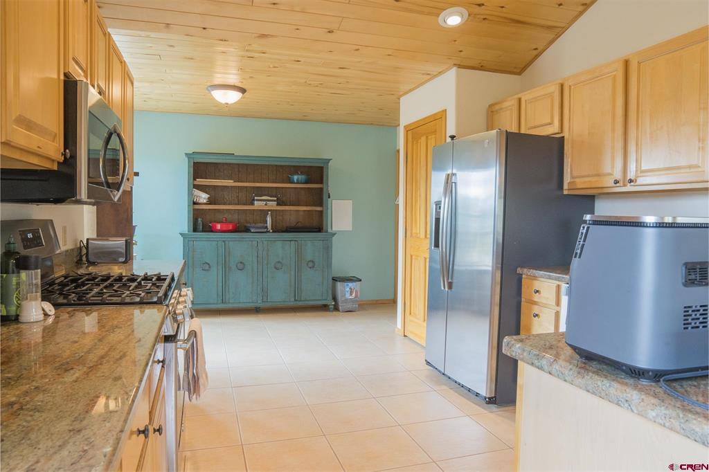 152 Saturn Drive Property Photo 13