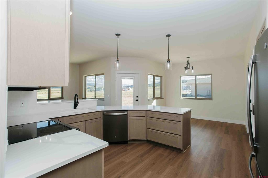 22196 6840 Court Property Photo 4