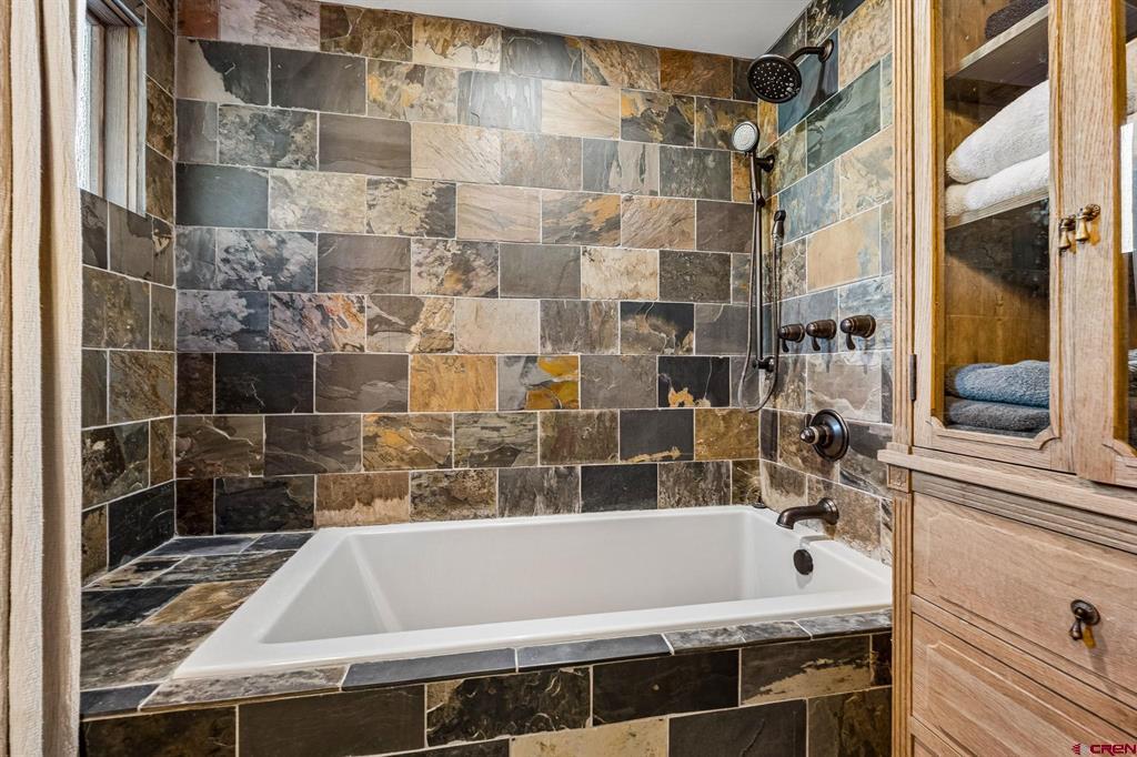 365 S Tamarron Drive Property Photo 25