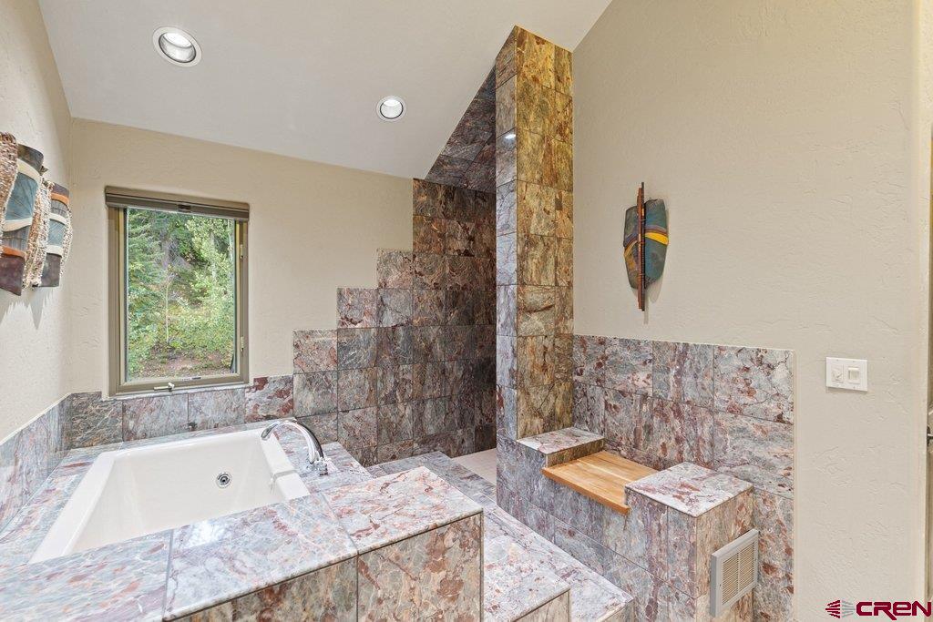 413 Beaver Circle Property Photo 28