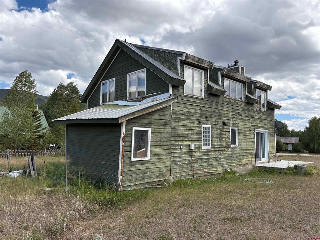 201 Escalante Street Property Photo 8