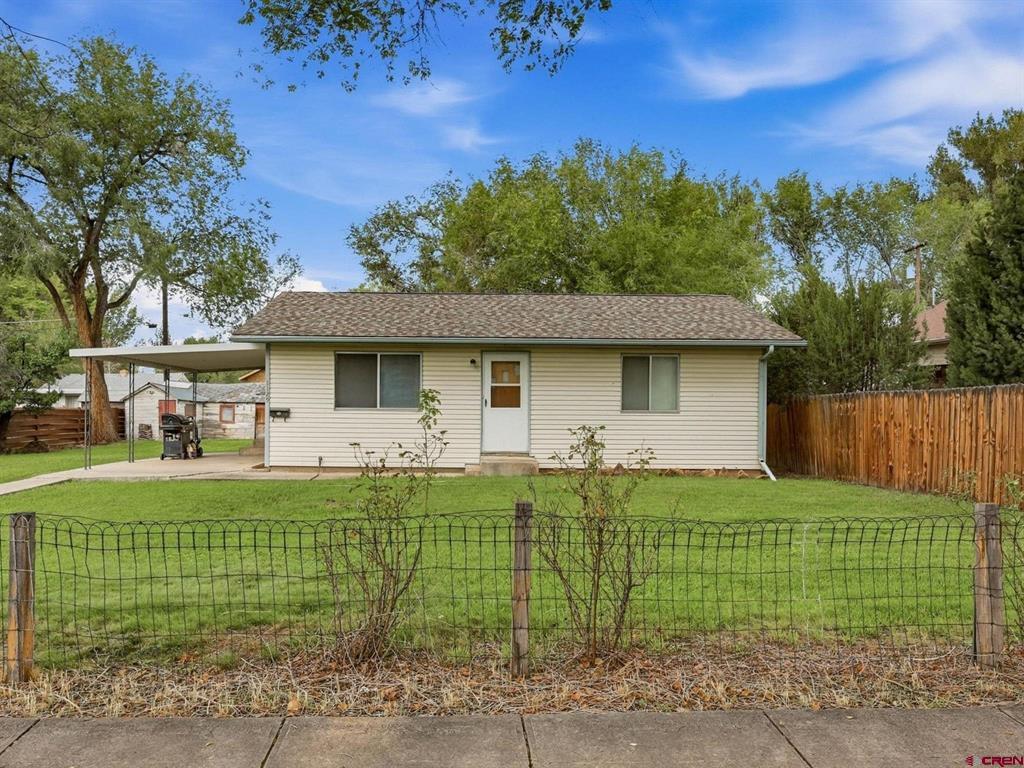 1129 S 4th Street Property Photo 1