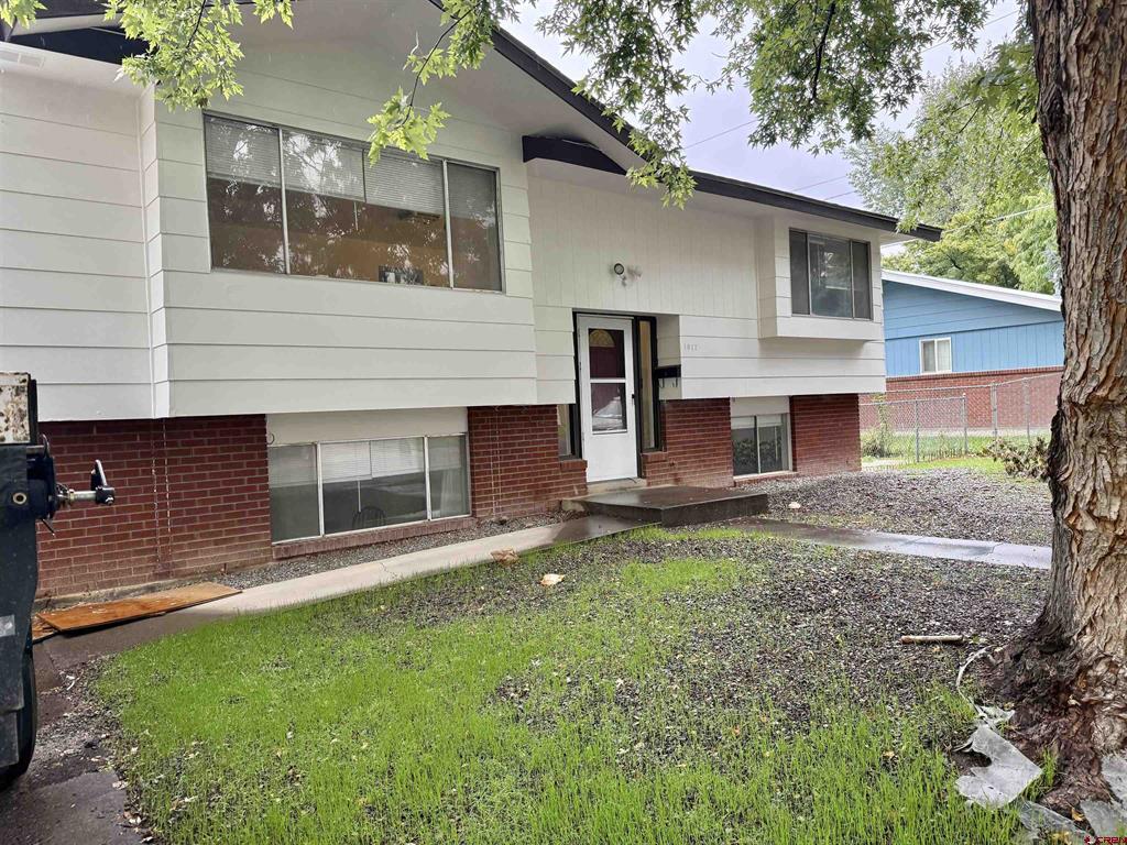 1017 York Street Property Photo 1