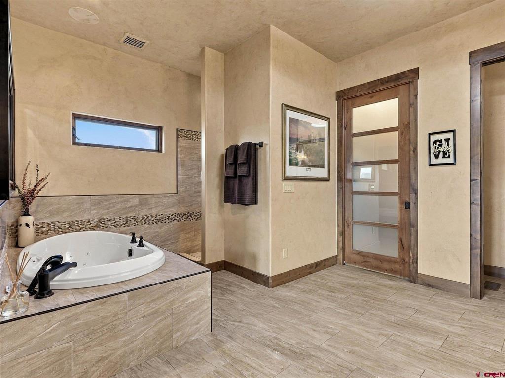 832 Courthouse Peak Lane Property Photo 13