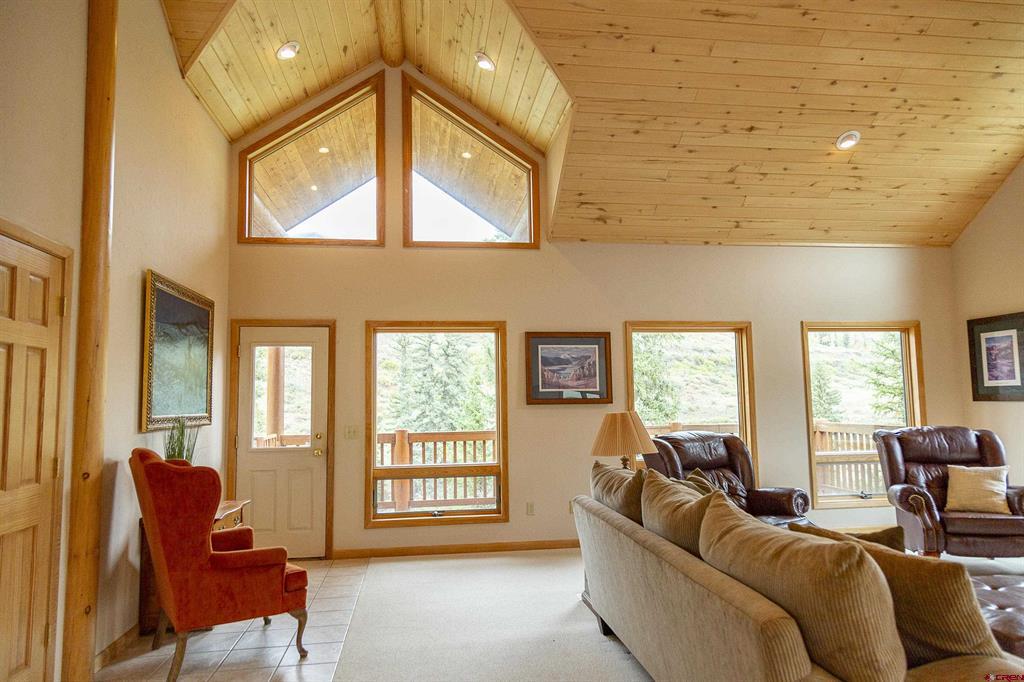 215 Aspen Drive Property Photo 16