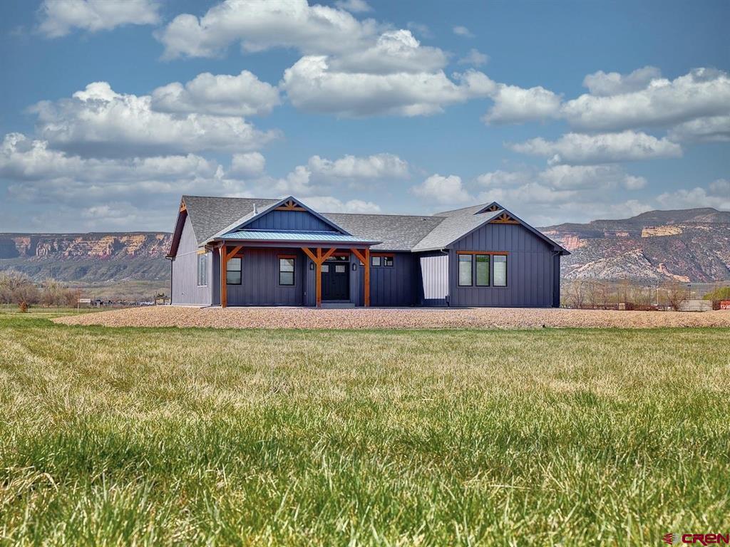 2019 I Road Property Photo 1