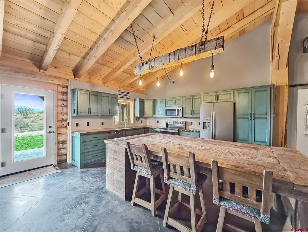 5280 3400 Road Property Photo 1