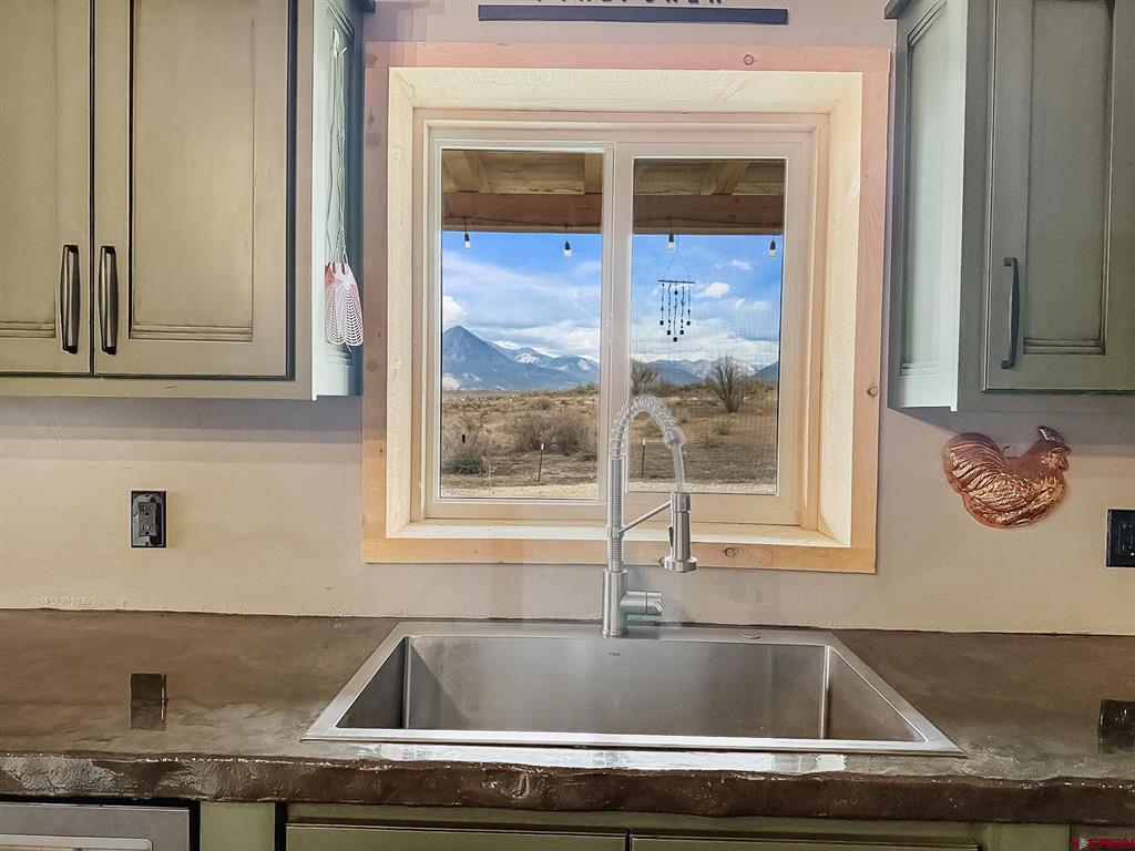 5280 3400 Road Property Photo 4