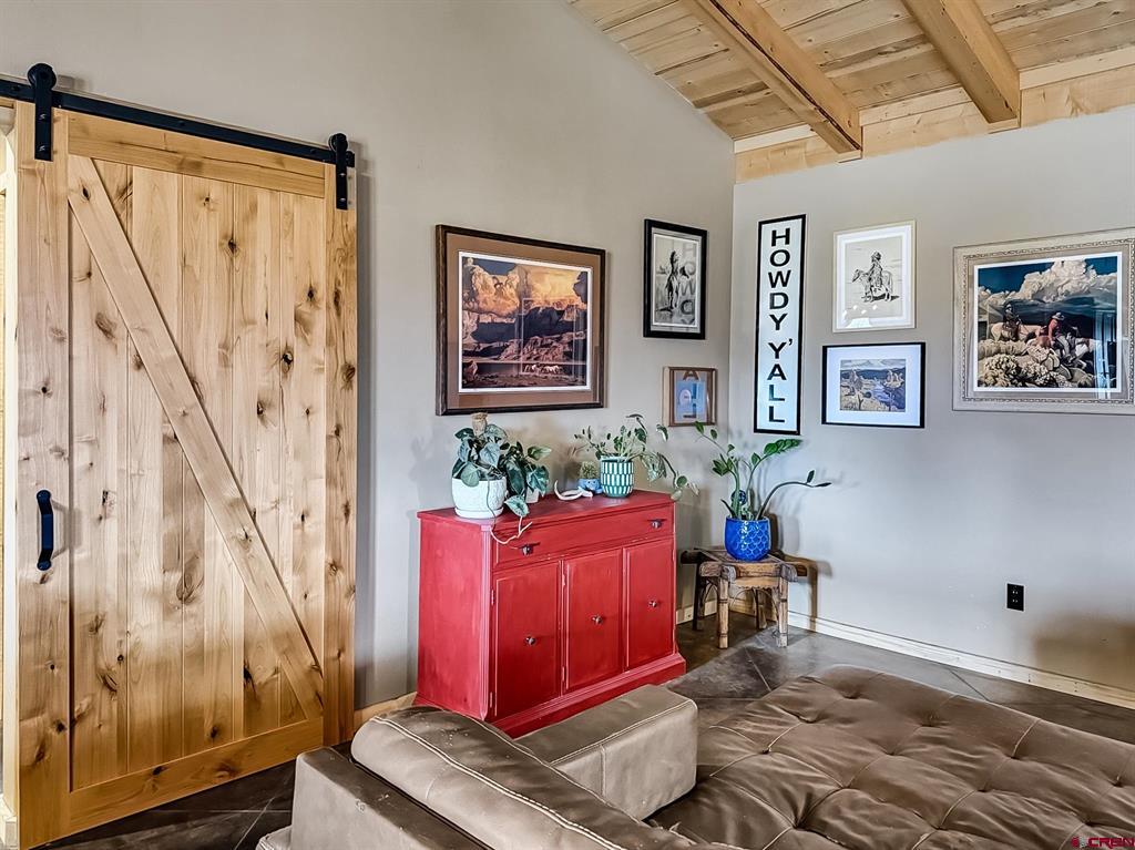 5280 3400 Road Property Photo 23