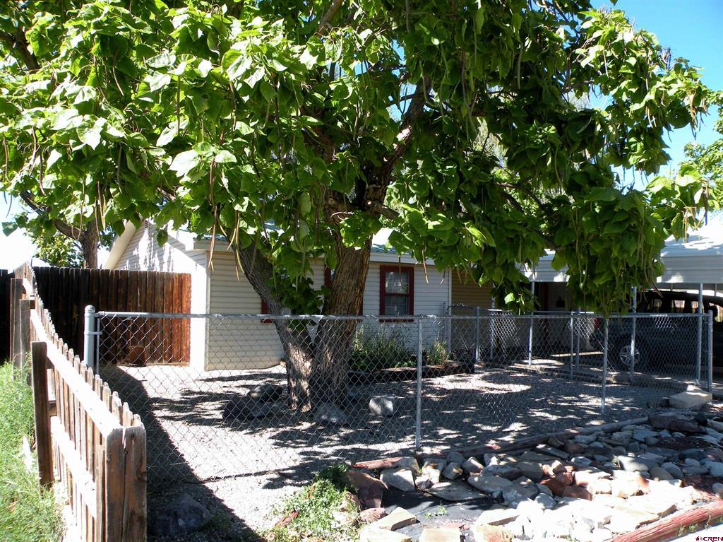 1164 Montana Street Property Photo 1