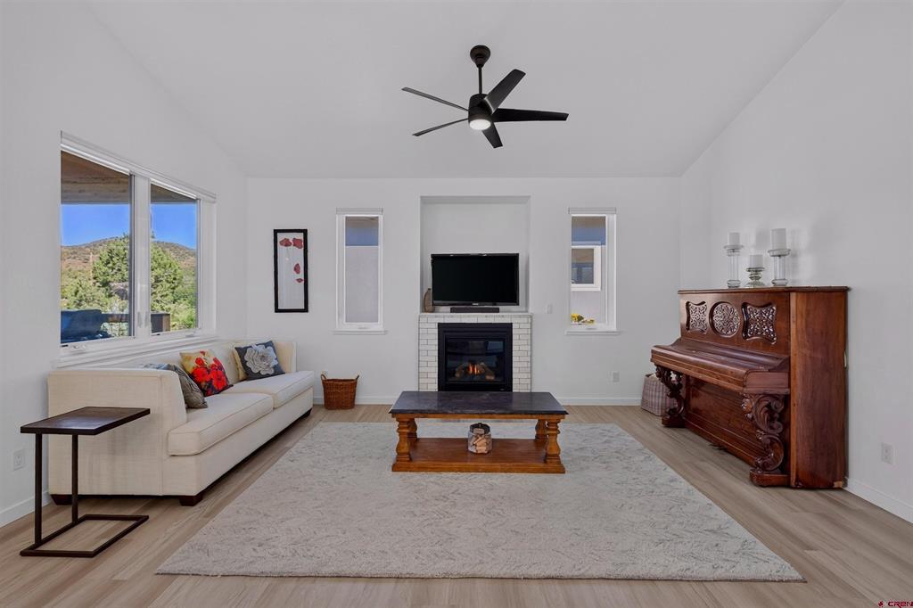 39 Yarrow Ct. Property Photo 2