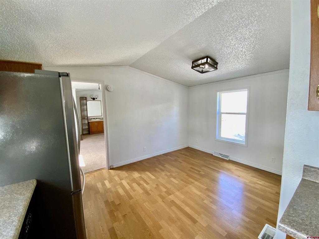 1215 W New York Avenue Property Photo 8