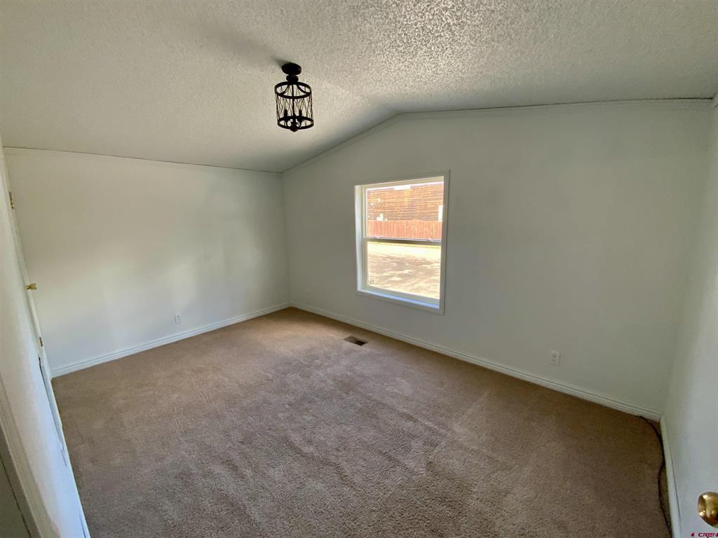 1215 W New York Avenue Property Photo 16